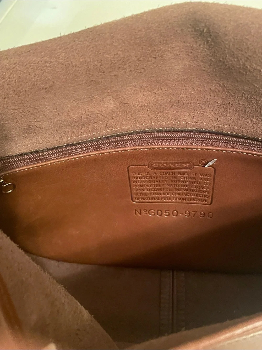 Vintage Coach Shoulder Bag City 9790 Tan Brown Leather Gold Turn Lock with Charm